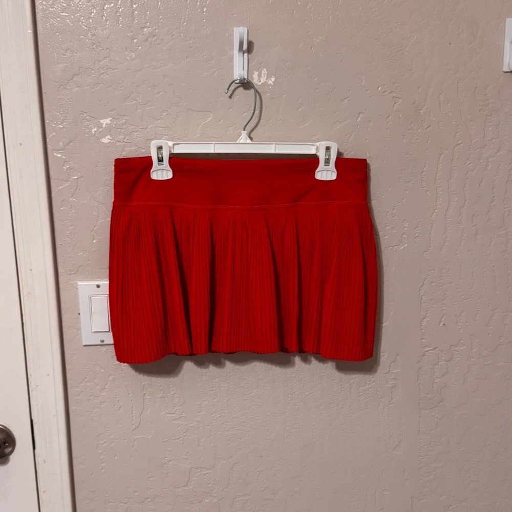 Lululemon Pace Setter Skirt Red Pleated Athletic Tennis Skort Size 8